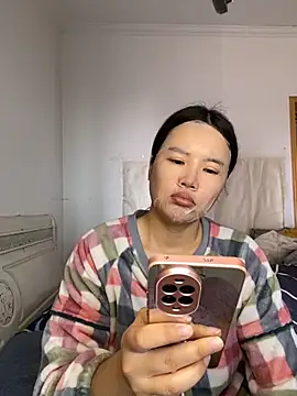 yoyou666 online show from December 1, 2025, 12:55 am