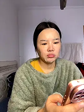 yoyou666 online show from November 23, 2025, 1:48 am