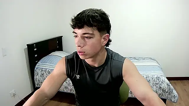 Snapshot of JUSTIN_JHONS chatting on November 4, 2025, 10:57 pm JUSTIN JHONS online show from November 4, 2025, 10:57 pm