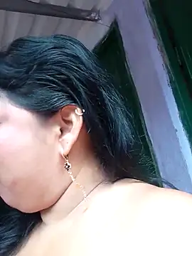 mother2-divorced online show from April 17, 2026, 1:47 pm