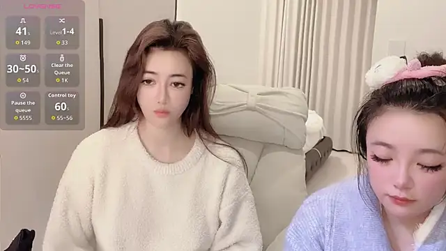 Snapshot of Follyise chatting on December 22, 2025, 1:00 pm Follyise online show from December 22, 2025, 1:00 pm