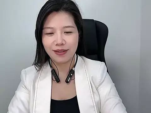 Snapshot of helen31 chatting on October 23, 2025, 7:40 am helen31 online show from October 23, 2025, 7:40 am