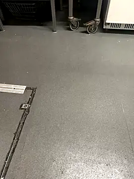 blacksamii2 online show from November 19, 2025, 12:49 pm