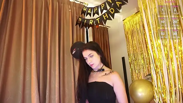 Lillu Cooper online show from February 8, 2026, 3:26 am