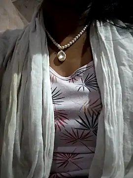 Ezabelljohn online show from March 5, 2026, 1:19 pm