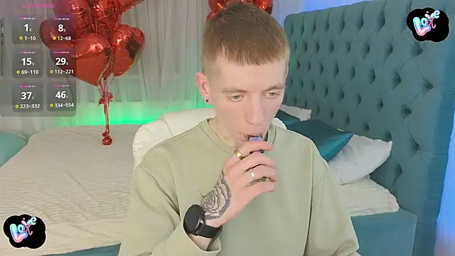 Cristian  Dior online show from February 13, 2026, 9:26 pm