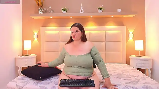 Snapshot of AngelicaMason chatting on November 28, 2025, 8:20 pm AngelicaMason online show from November 28, 2025, 8:20 pm