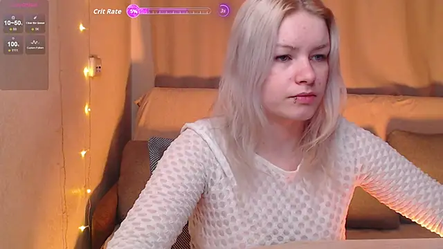 CherryNight6 online show from November 17, 2025, 6:01 pm