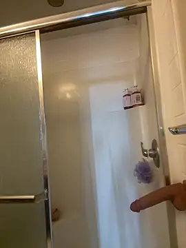 elliepixie online show from April 7, 2026, 9:38 pm