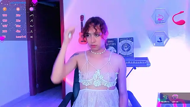 AdelineEsposito online show from January 14, 2026, 3:54 am