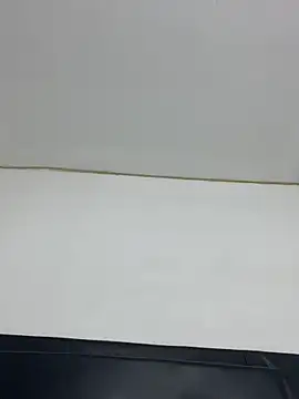 Snapshot of sofia_montclair chatting on November 28, 2025, 2:56 am sofia montclair online show from November 28, 2025, 2:56 am