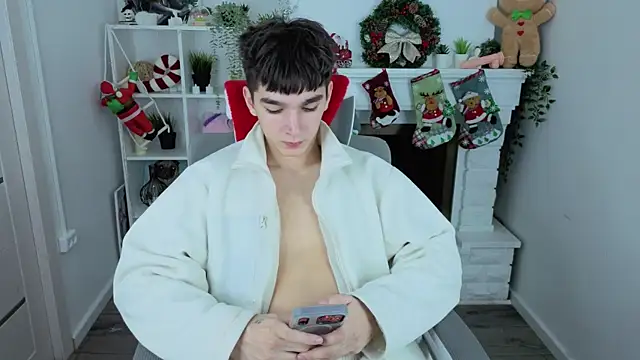 YamiTwink online show from December 16, 2025, 9:19 pm