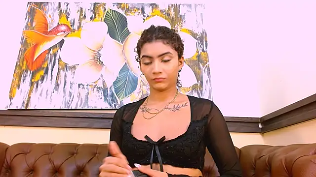 Snapshot of Emma_Kiut_ chatting on November 22, 2025, 6:07 pm Emma Kiut online show from November 22, 2025, 6:07 pm