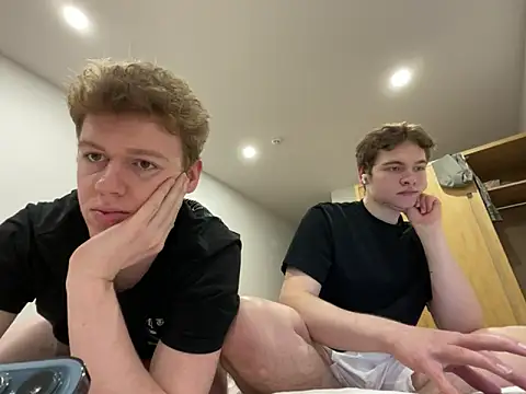 Snapshot of danielxfun chatting on April 24, 2026, 6:10 pm danielxfun online show from April 24, 2026, 6:10 pm