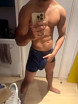 bigDickParis92 online show from November 24, 2025, 10:43 pm