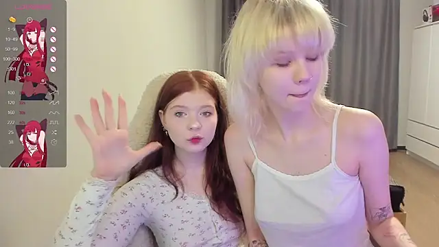 Snapshot of TenderTwos chatting on November 21, 2025, 4:17 pm TenderTwos online show from November 21, 2025, 4:17 pm