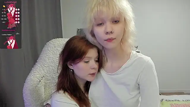 Snapshot of TenderTwos chatting on February 24, 2026, 9:15 pm TenderTwos online show from February 24, 2026, 9:15 pm