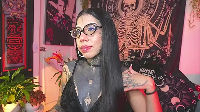 Snapshot of Dalia_Vorhees chatting on June 10, 2026, 1:40 am Dalia Vorhees online show from June 10, 2026, 1:40 am