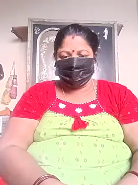 sreemamitha9 online show from November 25, 2025, 12:05 pm