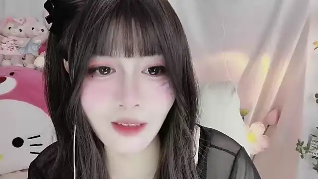 -zhuzhu-999- online show from November 8, 2025, 8:45 pm