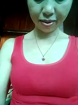 TRIEUTRIEU20 online show from April 13, 2026, 6:06 am