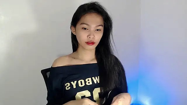Snapshot of _Lachica_ chatting on October 23, 2025, 11:25 pm Lachica online show from October 23, 2025, 11:25 pm