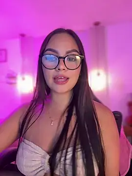 Snapshot of amber_white15 chatting on February 19, 2026, 2:41 am amber white15 online show from February 19, 2026, 2:41 am