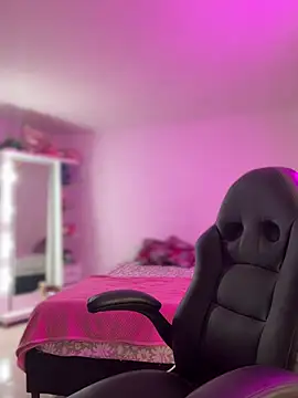 amber white15 online show from January 15, 2026, 5:00 am