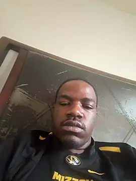 cjbuckkz11 online show from February 10, 2026, 3:22 pm