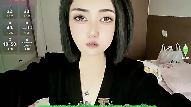 xxm00 11 online show from November 29, 2025, 4:56 am