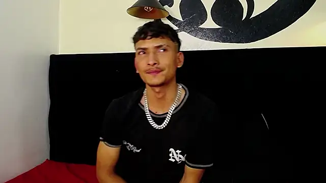 SavageLover  online show from November 29, 2025, 4:34 am