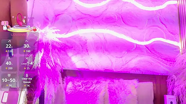 loana vegas online show from July 22, 2026, 5:15 pm