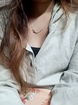 Sujatab250 online show from November 13, 2025, 7:29 pm