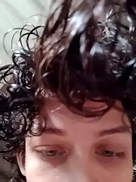 Khalid16  online show from November 13, 2025, 7:29 pm