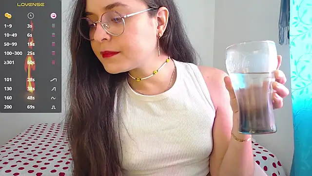 Snapshot of Vicky_cristinax chatting on December 5, 2025, 9:01 pm Vicky cristinax online show from December 5, 2025, 9:01 pm