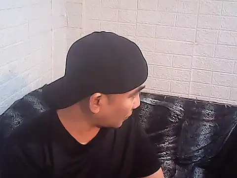 yourasiandesire69 online show from November 25, 2025, 1:00 pm