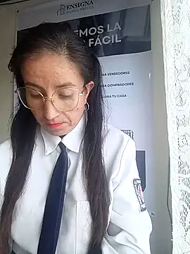 Valentina--1 online show from January 5, 2026, 6:33 pm