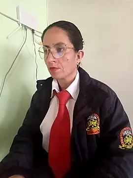 Valentina--1 online show from November 4, 2025, 12:09 pm