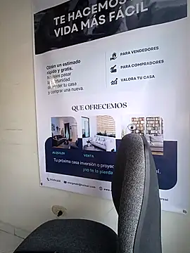 Valentina--1 online show from December 19, 2025, 12:07 pm