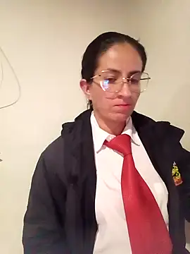 Valentina--1 online show from November 26, 2025, 2:11 am