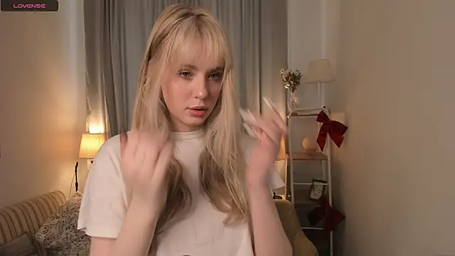 TessaStruble online show from January 15, 2026, 9:23 am