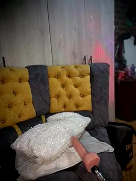 soymiia 333 online show from October 31, 2025, 11:22 pm