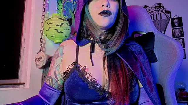 AshGraven online show from October 30, 2025, 4:33 am