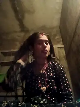 QRANSEXI online show from November 2, 2025, 3:28 pm