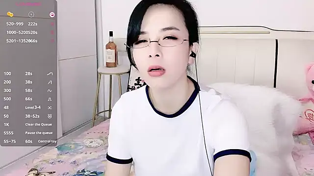 -Jenny-666- online show from February 1, 2026, 11:47 pm