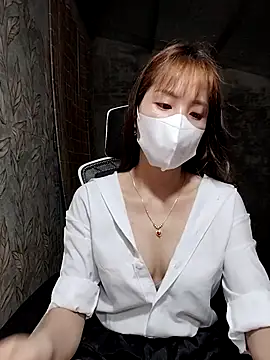 ezabel- online show from April 4, 2026, 2:12 pm