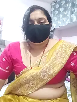 Best couple2001 online show from November 3, 2025, 4:21 pm