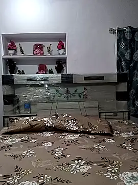 Best couple2001 online show from November 18, 2025, 6:50 am