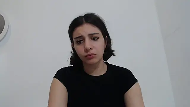 Snapshot of bellefleurrr chatting on July 5, 2026, 8:59 pm bellefleurrr online show from July 5, 2026, 8:59 pm