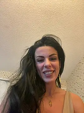 EmmaVayne online show from February 18, 2026, 8:16 pm